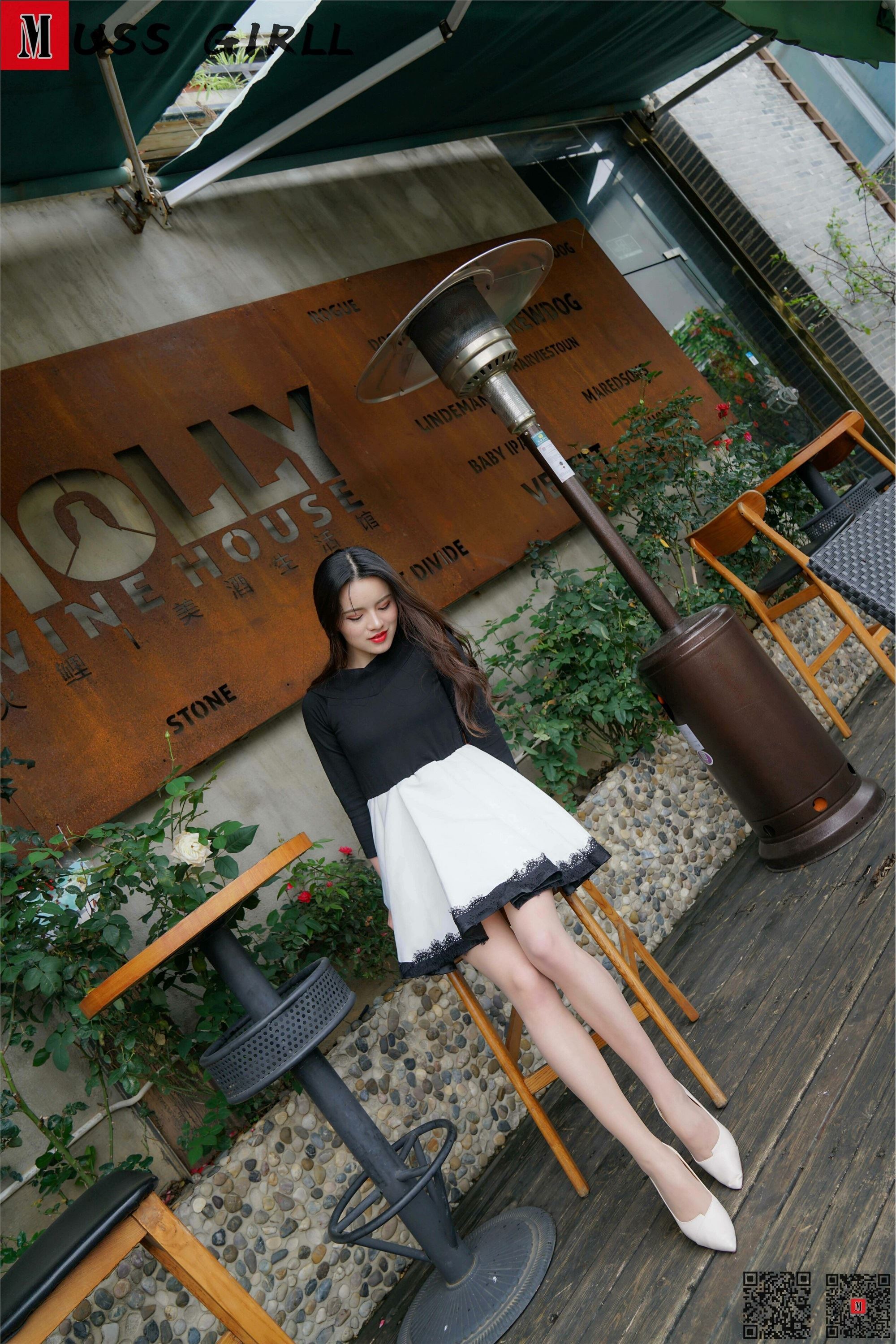 MussGirl慕丝女郎  NO.164 户外肉丝高跟